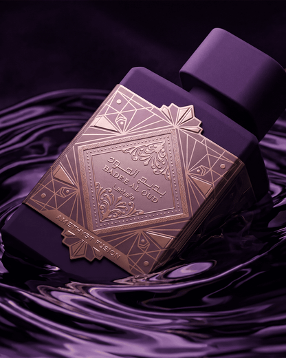 Lattafa Badee Al Oud Amethyst Fusion - fotografía dinámica